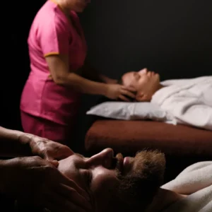 Тай Ойл для двоих: парный массаж в одном зале LAMIA